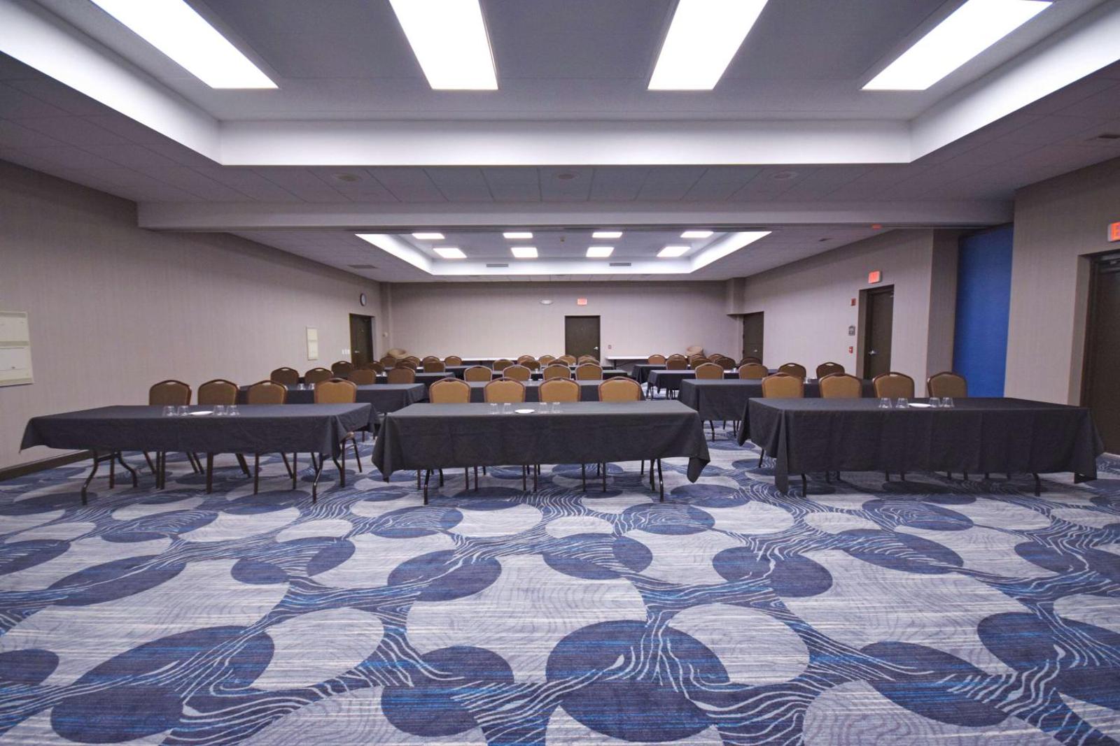 Best Western Resort Hotel & Conference Center Portage Main image 1